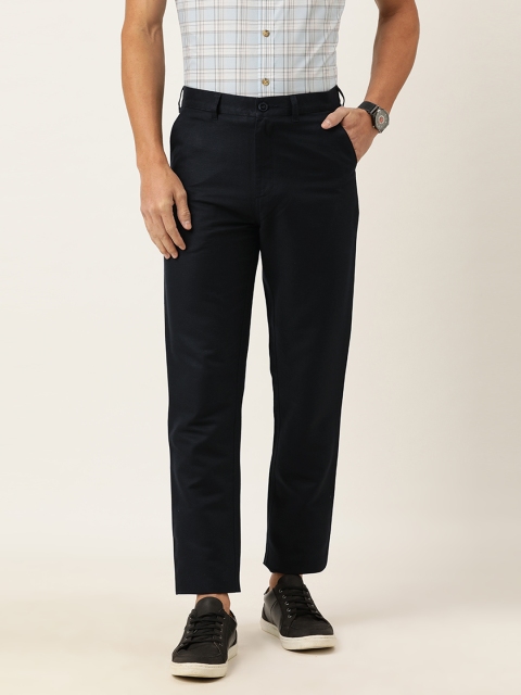 

Burnt Umber Men Black Regular Fit Solid Chinos