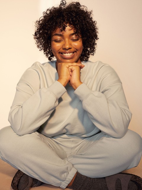 

H&M Women Green Solid Cotton Sustainable Sweatpants