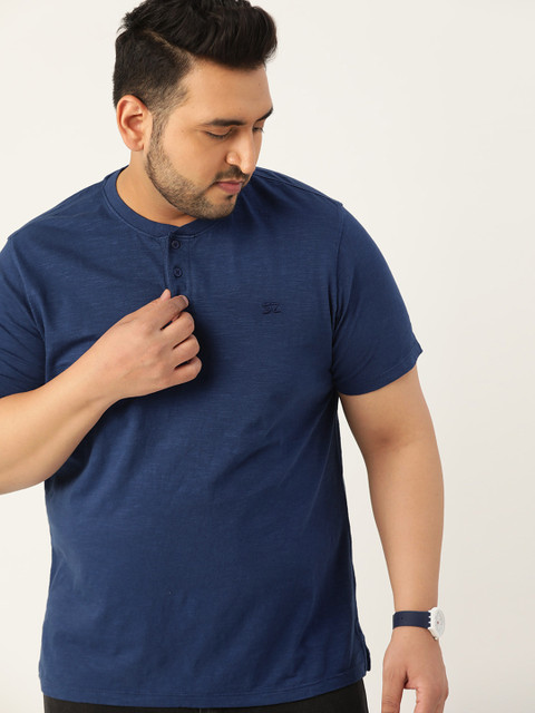 

Sztori Men Plus Size Navy Blue Solid Henley Neck Pure Cotton T-shirt