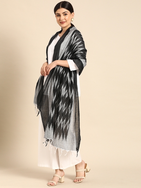 

Shaily Black & Grey Ikat Printed Dupatta