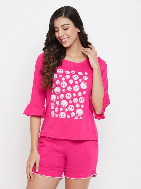 

Clovia Women Pink & White Graphic Printed Night Suit