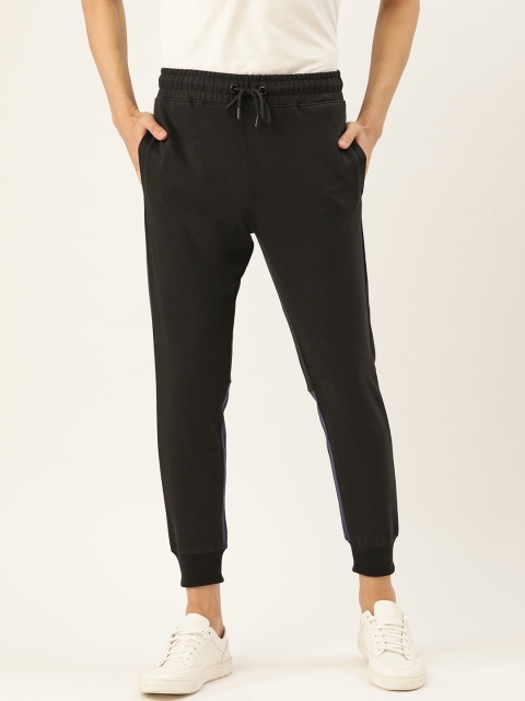 

INVICTUS Men Black Solid Pure Cotton Cropped Joggers
