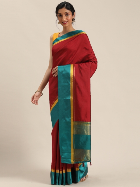 

Pisara Maroon & Gold-Toned Solid Saree