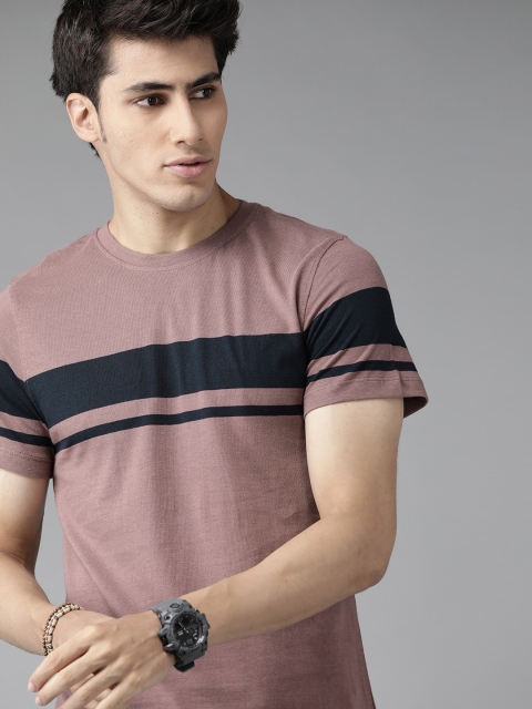 

The Roadster Lifestyle Co Men Mauve & Navy Blue Cotton Striped T-shirt