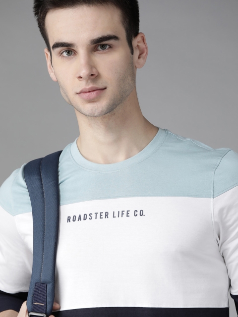 

Roadster Men Blue & White Colourblocked Cotton Round Neck T-shirt