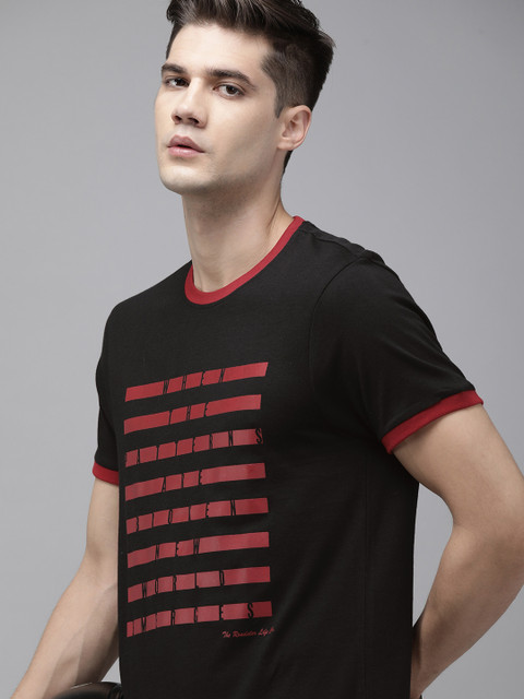

The Roadster Lifestyle Co Men Black Red Typography Printed Pure Cotton T-shirt