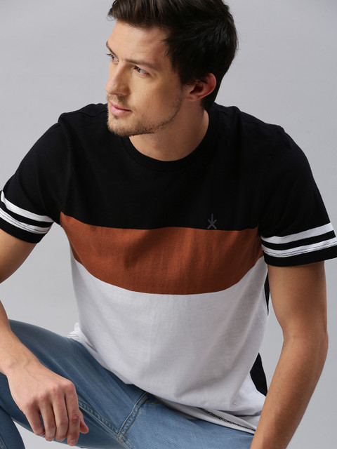 

Roadster Men Brown & white Colourblocked Round Neck T-shirt