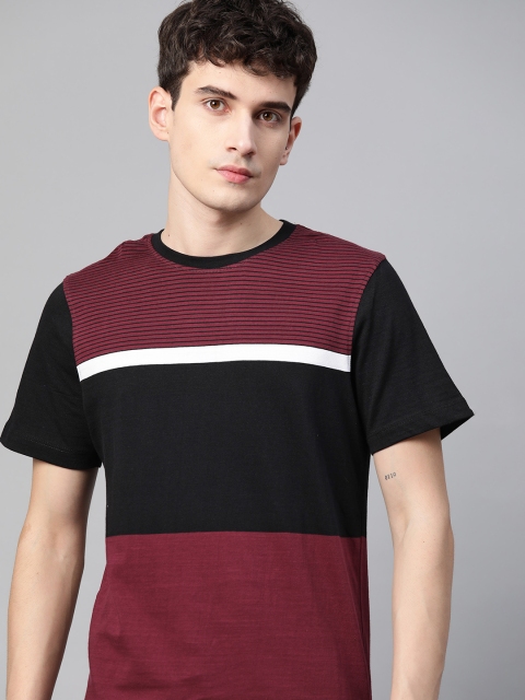 

The Roadster Lifestyle Co Men Maroon Black Pure Cotton Colourblocked Pure Cotton T-shirt