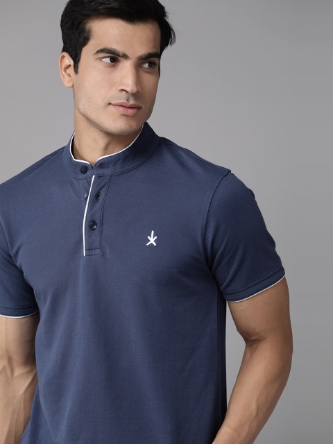 

The Roadster Lifestyle Co Men Navy Blue Solid Cotton Mandarin Collar T-shirt