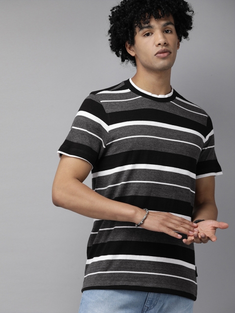 

Roadster Men Black Charcoal Grey Striped Pure Cotton T-shirt