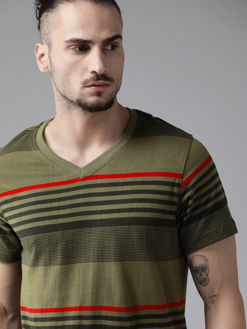 

The Roadster Lifestyle Co Men Olive Green Red Pure Cotton Striped V-Neck Pure Cotton T-shirt