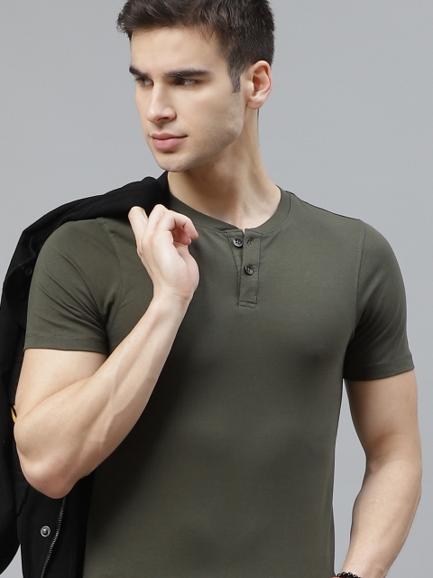 

Roadster Men Olive Green Solid Henley Neck T-shirt