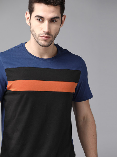 

Roadster Men Black & Blue Pure Cotton Striped Round Neck T-shirt