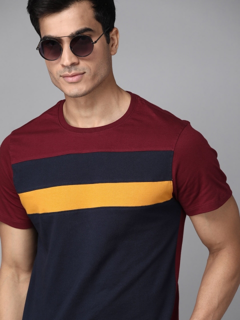 

Roadster Men Navy & Maroon Pure Cotton Striped Round Neck T-shirt, Navy blue