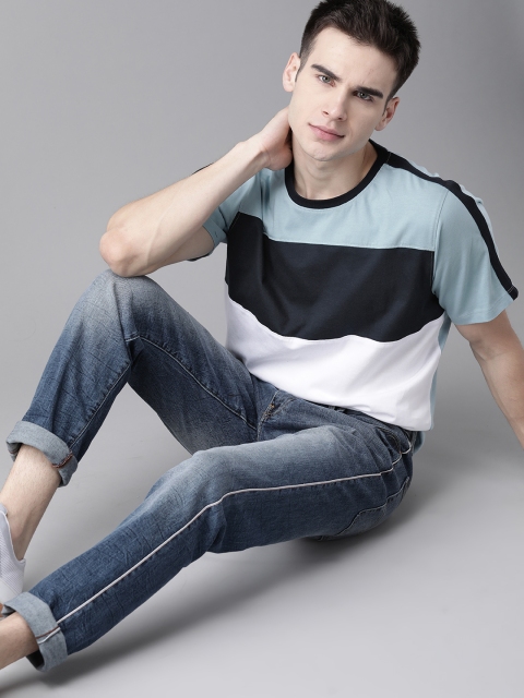 

Roadster Men Blue & White Colourblocked Round Neck Pure Cotton T-shirt