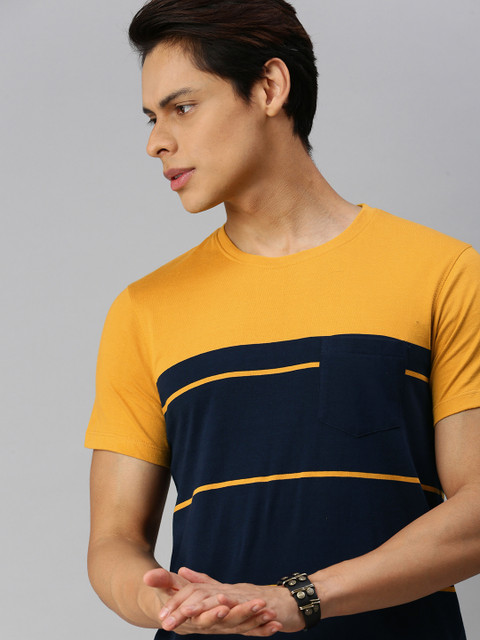 

Roadster Men Yellow & Blue Colourblocked Pure Cotton T-shirt