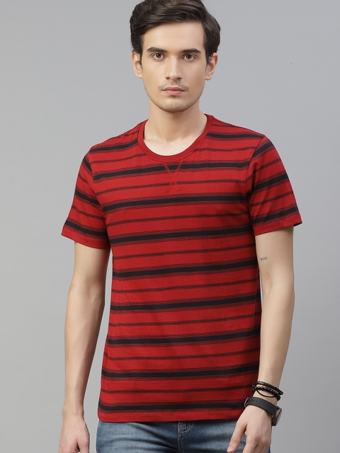 

The Roadster Lifestyle Co Men Maroon & Black Cotton Striped T-shirt