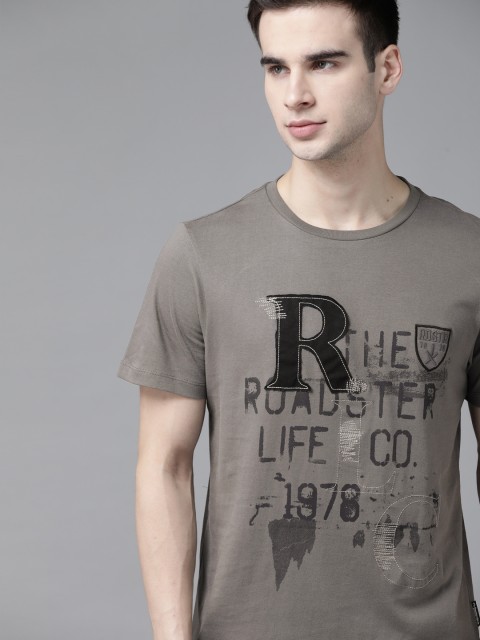 

The Roadster Lifestyle Co Men Grey Brand Logo Printed Pure Cotton T-shirt