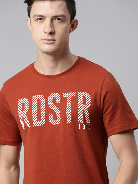

The Roadster Lifestyle Co Men Rust Red Brand Logo Printed Pure Cotton T-shirt