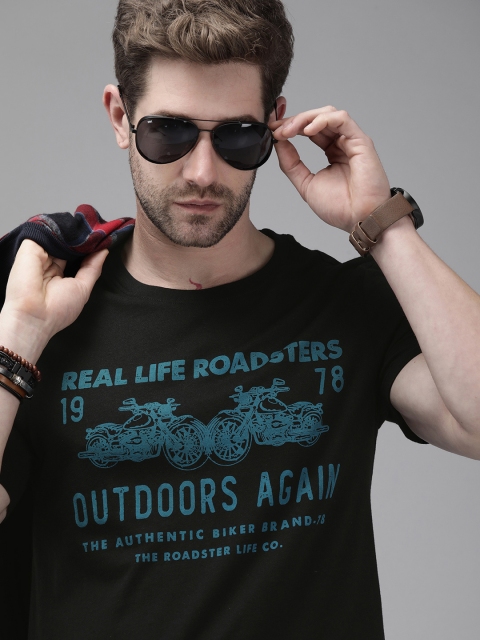 

Roadster Men Black Brand Logo Printed Pure Cotton T-shirt