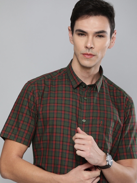 

Indian Terrain Men Green Slim Fit Checked Casual Shirt