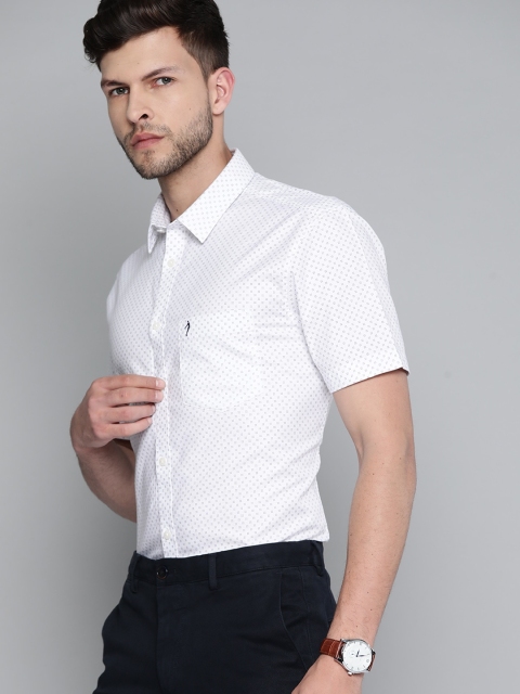 

Indian Terrain Men White & Navy Blue Pure Cotton Slim Fit Ditsy Print Smart Casual Shirt
