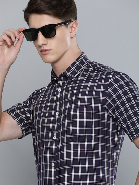 

Indian Terrain Men Navy Blue Slim Fit Checked Pure Cotton Casual Shirt