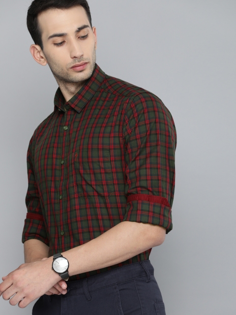 

Indian Terrain Men Olive Green & Red Checked Slim Fit Casual Shirt