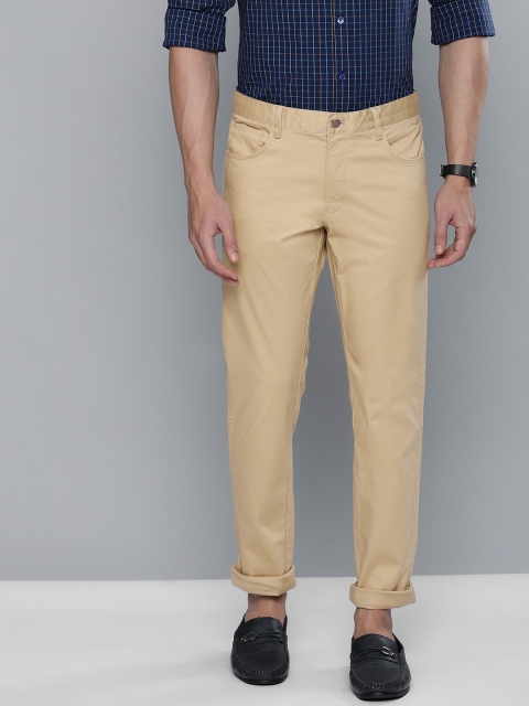

Indian Terrain Men Black Brooklyn Slim Fit Solid Regular Trousers, Khaki
