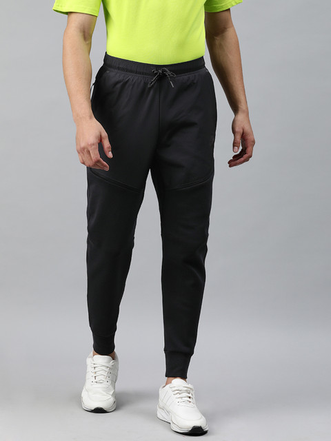 

Nike Men Black Solid Slim Fit Tech WVN Fleece Joggers