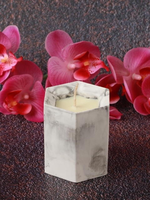 

YOYOSO Grey & White Printed Fragrance Aromatherapy Candle In Gypsum Cup