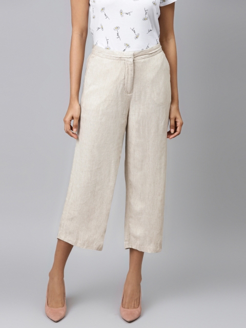 

Marks & Spencer Women Off-White Flared Regular 3/4th Culottes