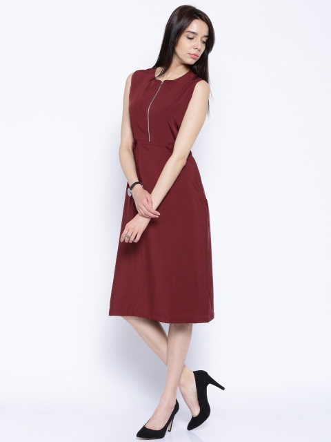 

Tokyo Talkies Maroon Polyester Sheath Dress