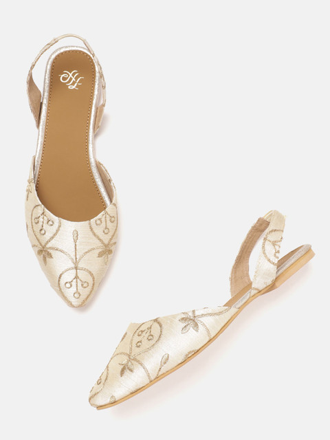 

House of Pataudi Women Light Beige & Gold-Toned Woven Design Handcrafted Flats