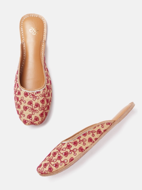 

House of Pataudi Women Beige & Red Embroidered Mules