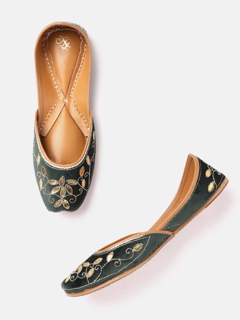 

House of Pataudi Women Green & Golden Handcrafted Ethnic Embellished Mojaris