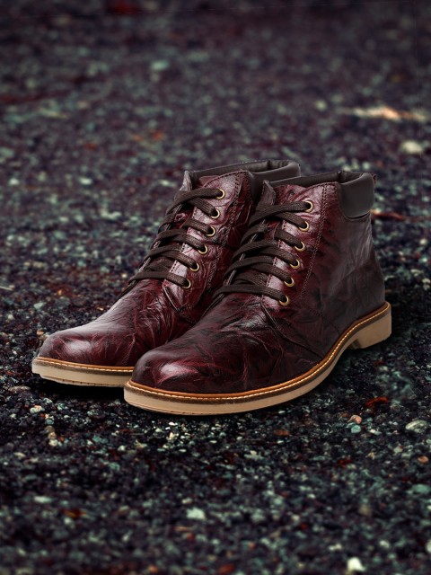 

Wrogn Men Brown Textured Leather Flat Boots