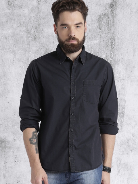 

Roadster Men Navy Blue Regular Fit Solid Casual Shirt