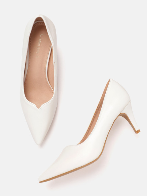 

Allen Solly Women White Solid Pumps