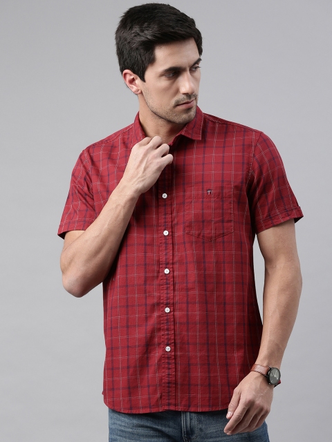 

Louis Philippe Jeans Men Red Checked Pure Cotton Slim Fit Casual Shirt