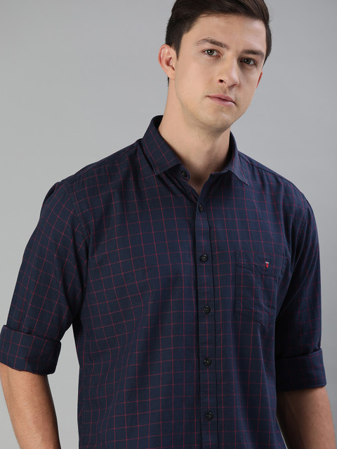 

Louis Philippe Sport Men Navy Blue & Pink Slim Fit Checked Casual Shirt