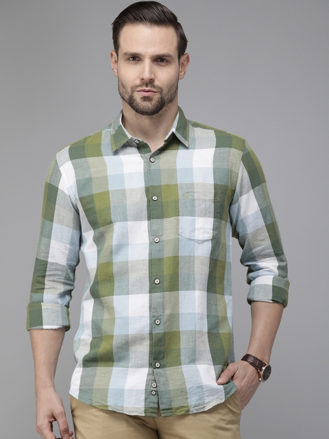 

Park Avenue Men Olive Green & White Slim Fit Buffalo Checked Casual Shirt
