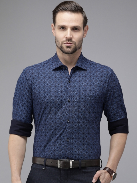 

Park Avenue Men Navy Blue & Black Slim Fit Geometric Printed Formal Shirt