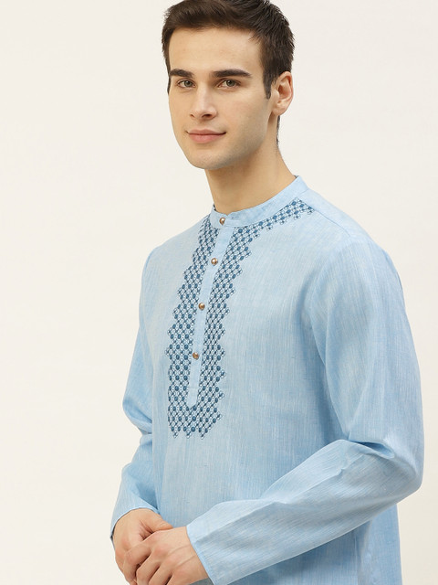 

House of Pataudi Men Blue Geometric Embroidered Kurta