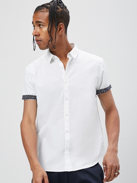 

FOREVER 21 Men White Regular Fit Solid Cotton Casual Shirt