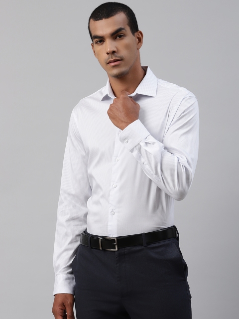 

Marks & Spencer Men White & Blue Tailored Fit Checked Formal Shirt