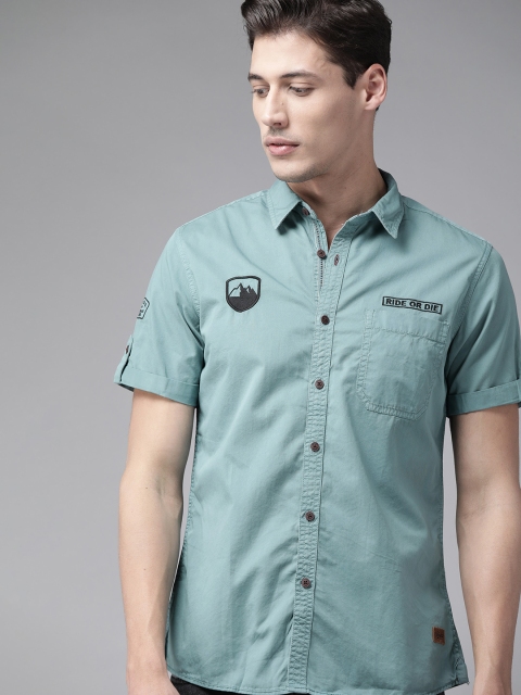 

The Roadster Lifestyle Co Men Blue Pure Cotton Casual Shirt
