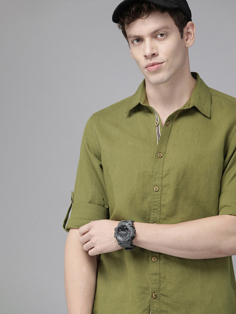 

The Roadster Lifestyle Co Men Olive Green Regular Fit Solid Casual Shirt