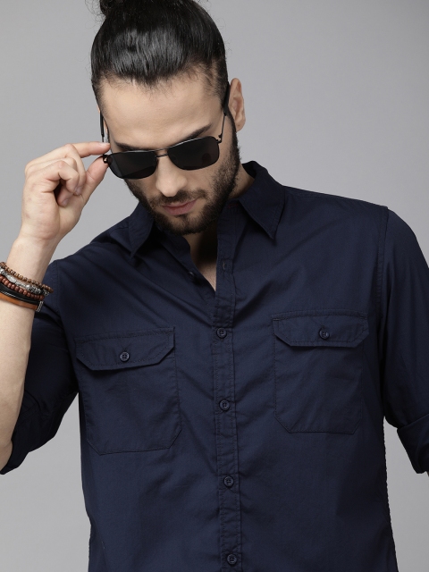 

The Roadster Lifestyle Co Men Navy Blue Solid Casual Shirt