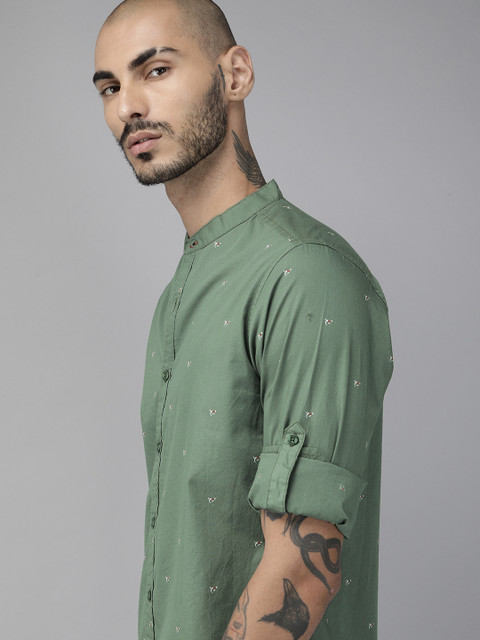 

Roadster Men Olive Green Regular Fit Printed Casual Shirt